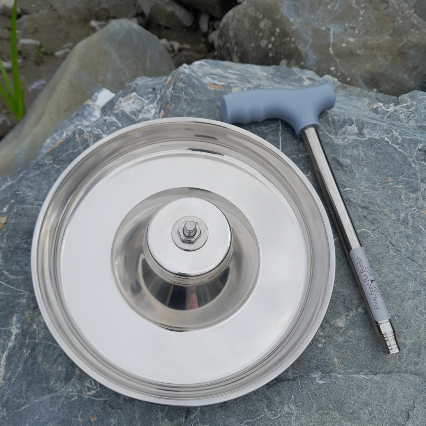 No-Bend Dog or cat Water/Food bowl with Extendable Handle, 'LARGE' size.